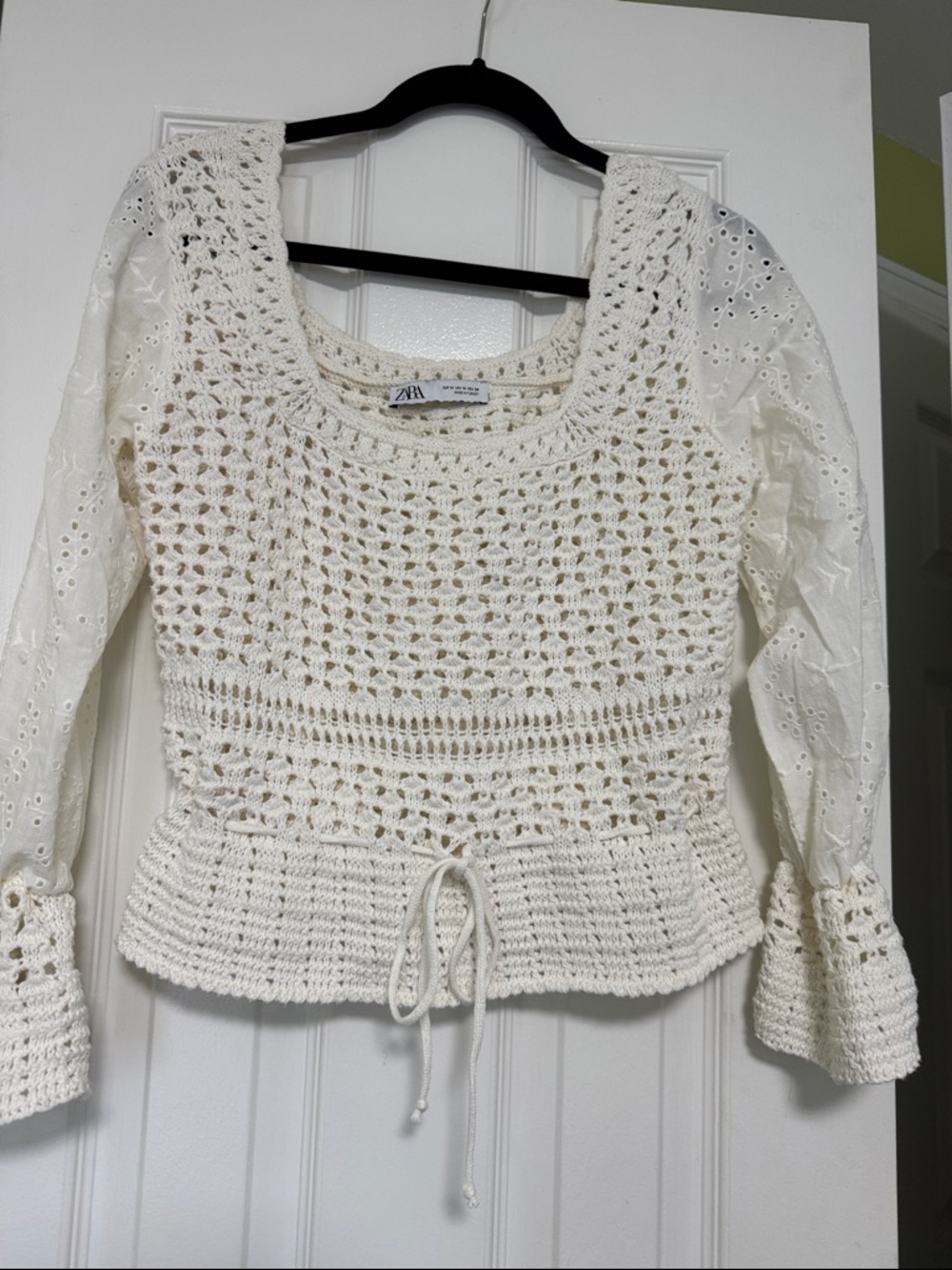 Zara Off-White Crochet Drawstring Peplum Blouse size Medium